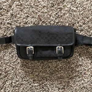 Coach Signature Canvas Wasit/Fanny Pack